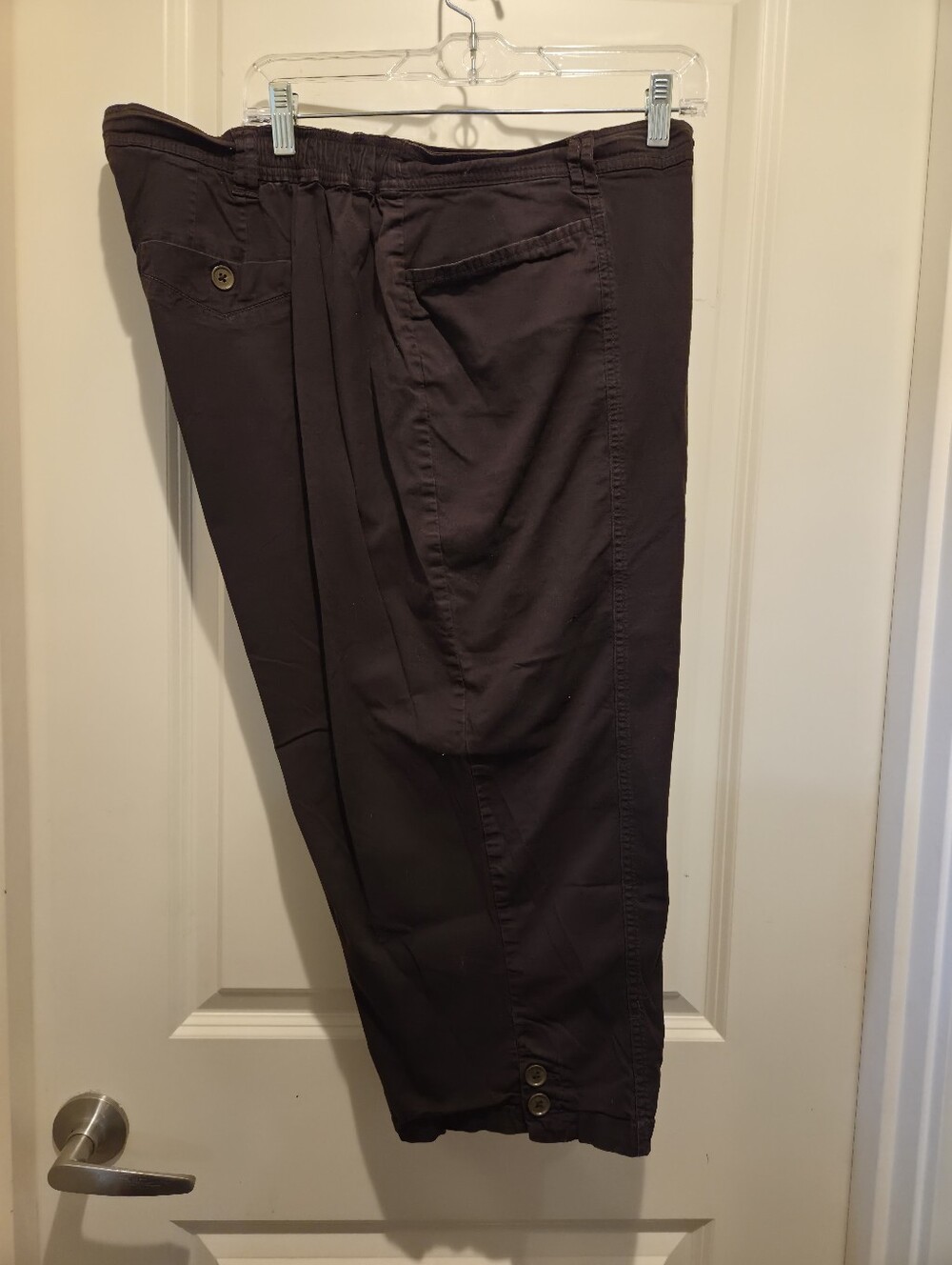 J M Collection Dark Brown Casual Capris with Button Hem